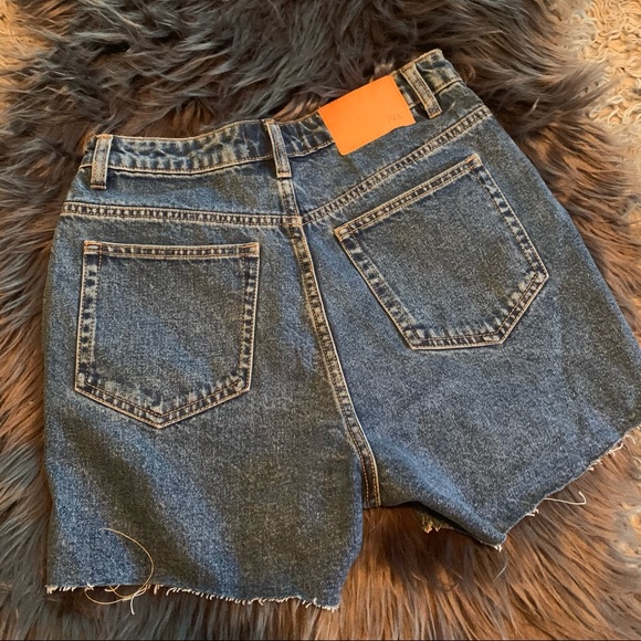ZARA High Waist 90s Denim Mom Short - Picture 5 of 5